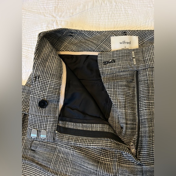 Aritzia | Wilfred | Tie-Front Check Pant — Black/Off White Plaid | Size 6 - Picture 5 of 14